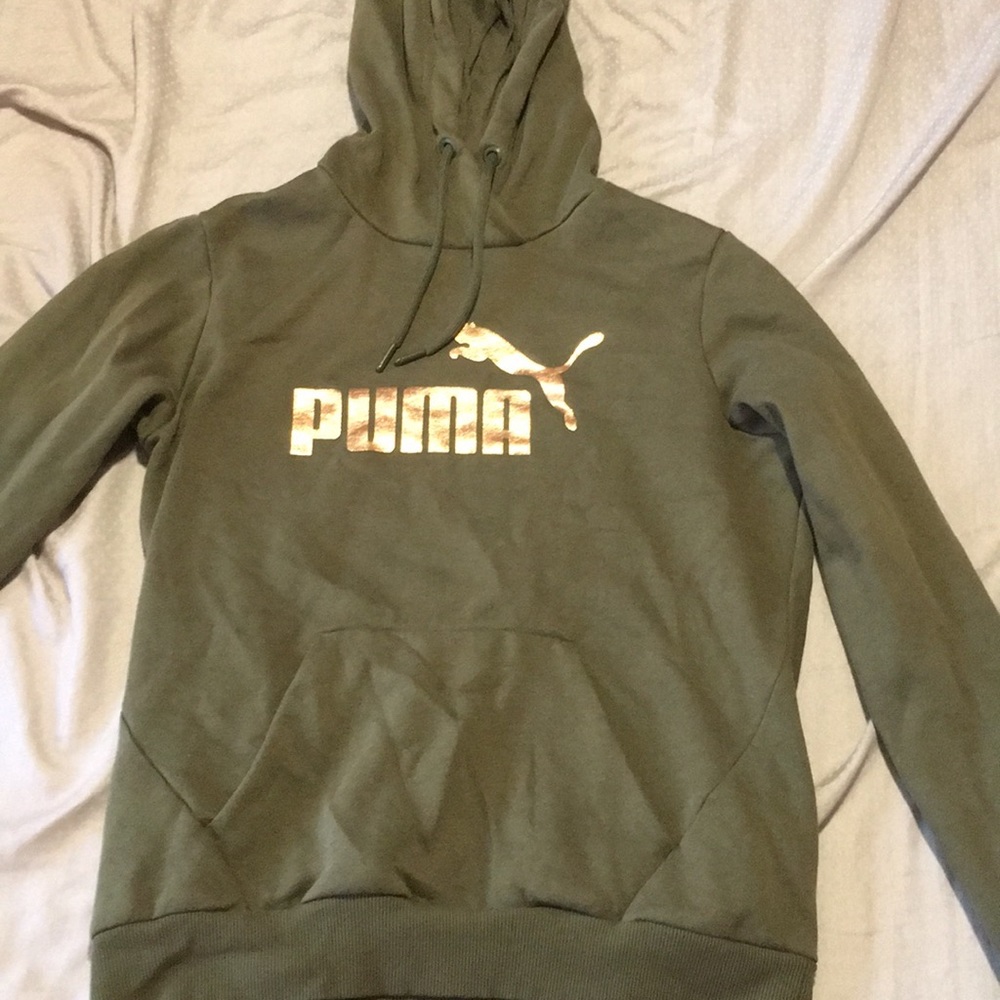 Puma sweater
